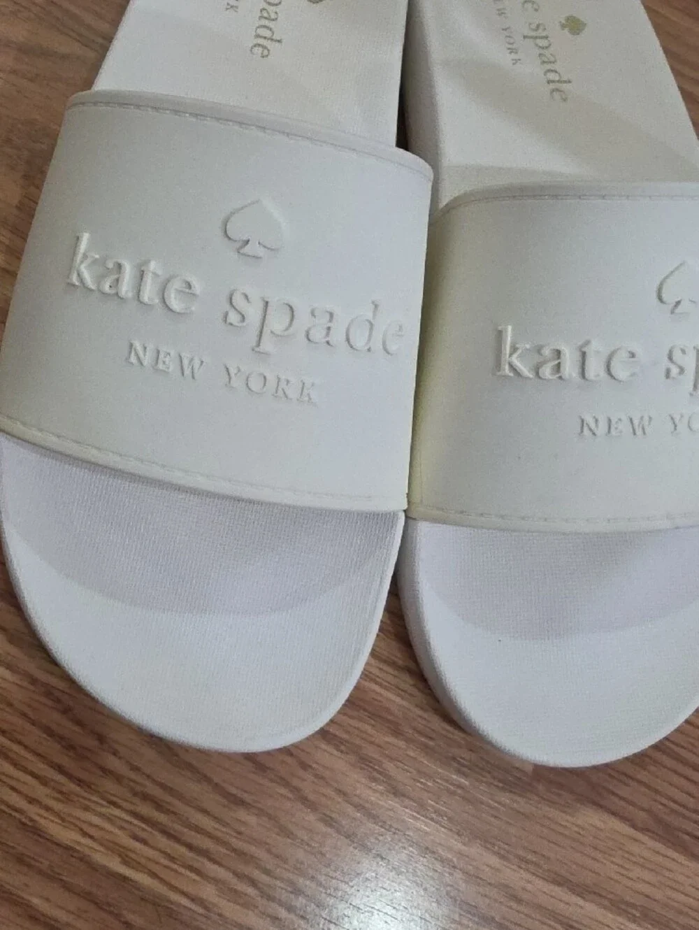 Kate Spade Off-WhiteNew York Sunny E mbossed Slide Sandals- Size 10